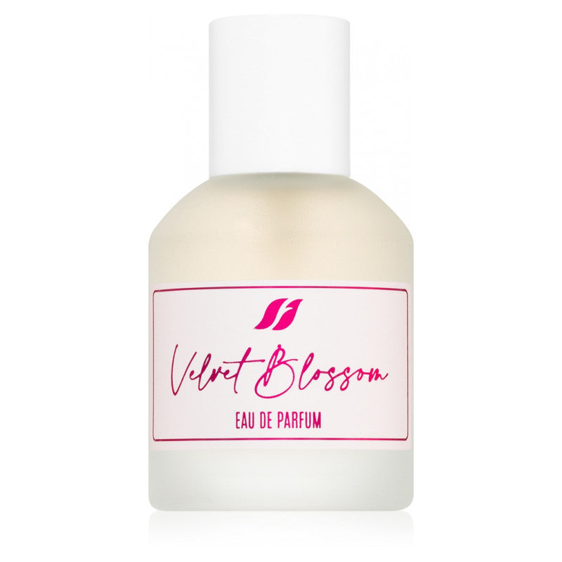 Farmasi Velvet Blossom